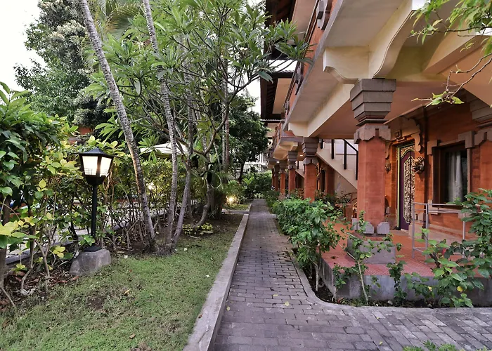 Grand Kumala - Kumala Kuta Bali 3* レギャン