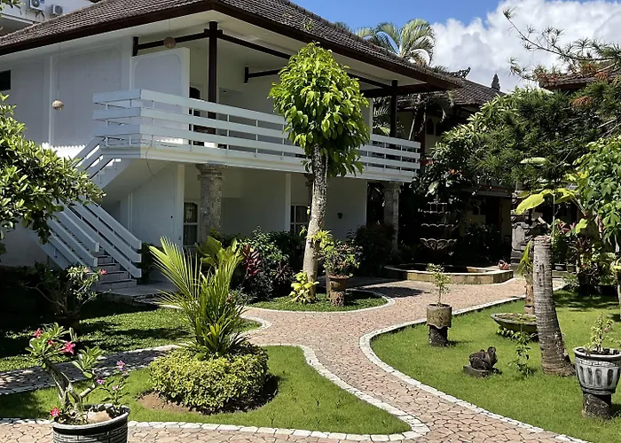 Grand Kumala - Kumala Kuta Bali Отель Легиан